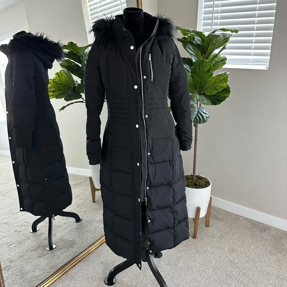 NWOT Faux Fur Trim Maxi Puffer